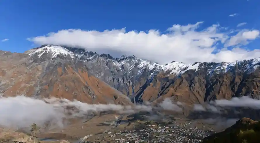 4k云海壁纸 - 印度 - 山脉 - 积雪「哲风壁纸」