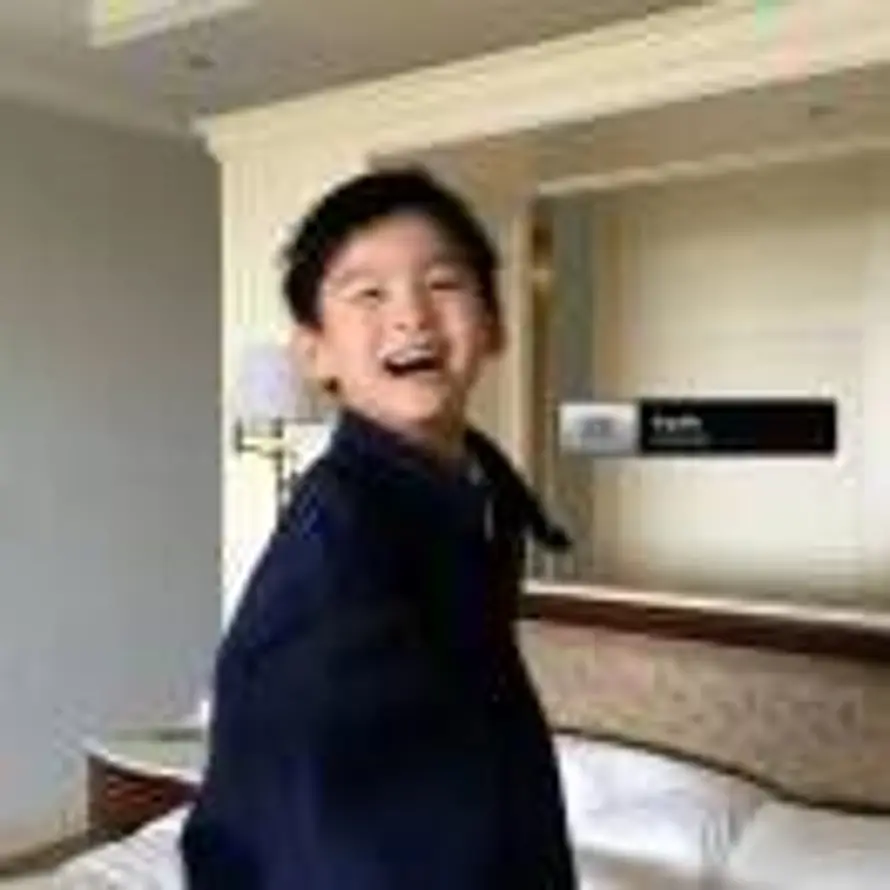 FōBōLē的头像