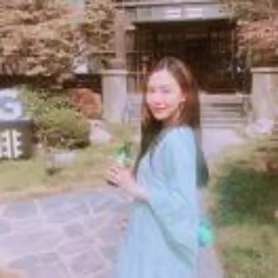 Elowen的头像