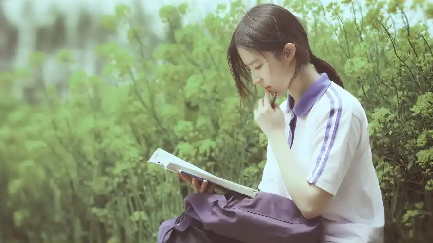 4k学生壁纸 - 少女 - 户外 - 校服「哲风壁纸」