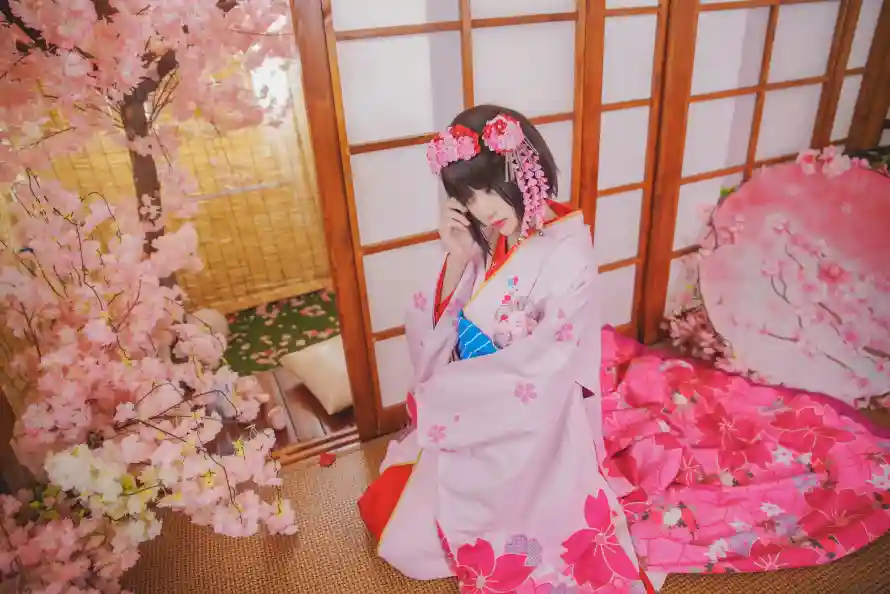 4k发饰壁纸 - 和室 - 和服 - 少女「哲风壁纸」