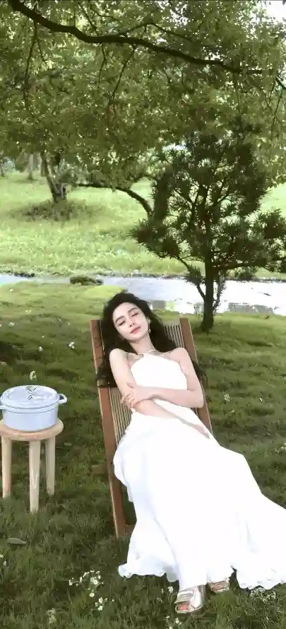 4k休闲壁纸 - 慵懒 - 户外 - 杨颖「哲风壁纸」