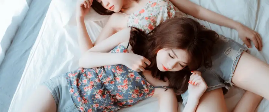 4k个额壁纸 - 休息 - 卧室 - 少女「哲风壁纸」 4k个额壁纸 - 休息 - 卧室 - 少女「哲风壁纸」