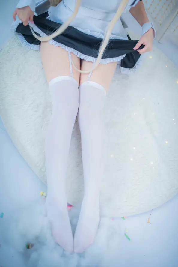 4k人像壁纸 - 女仆 - 少女 - 白丝「哲风壁纸」