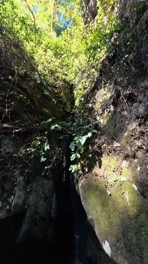 4k山林壁纸 - 山谷 - 岩壁 - 岩石「哲风壁纸」