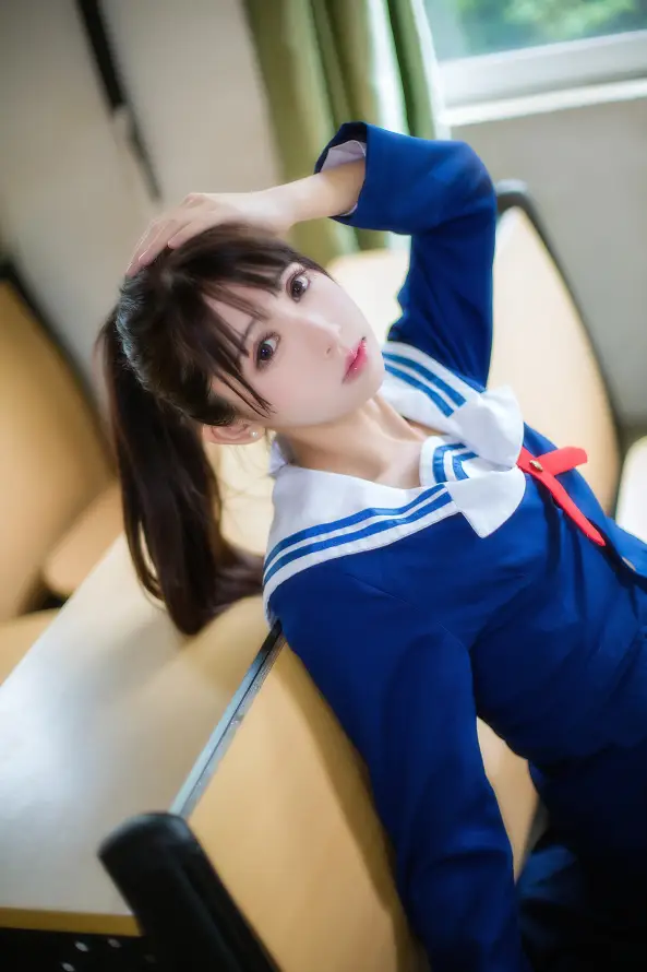 4kjk壁纸 - 制服 - 室内 - 日系「哲风壁纸」