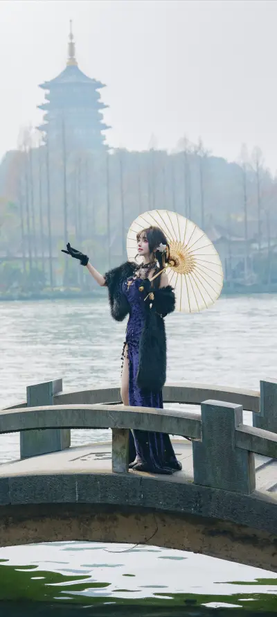 4k旗袍壁纸 - 美女 - 湖泊 - 石桥「哲风壁纸」