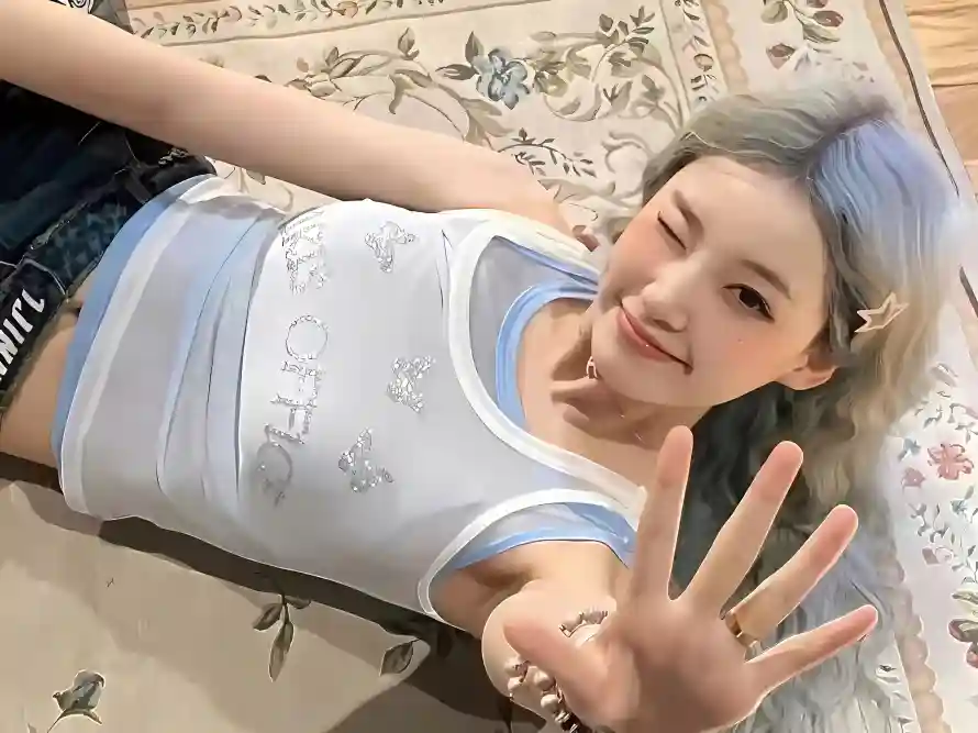 4k地毯壁纸-wink壁纸和少女-浅色头发壁纸分享「哲风壁纸」
