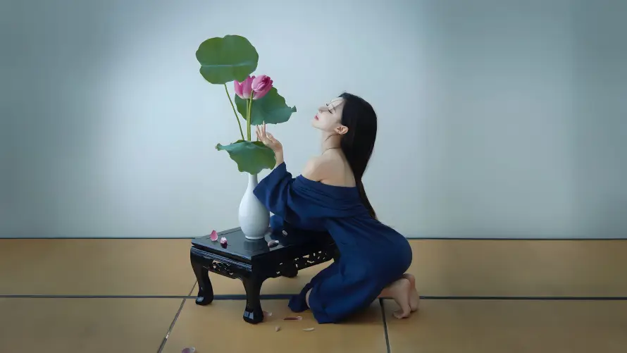 4k长发壁纸 - 美女 - 古风 - 室内「哲风壁纸」