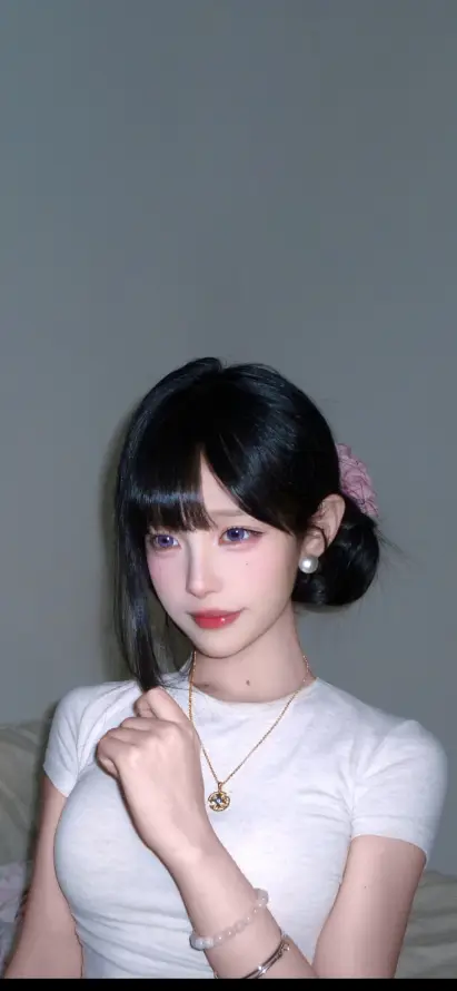 4k性感壁纸 - 红唇 - 美女 - 项链「哲风壁纸」