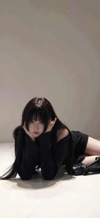 4k红唇壁纸 - 美女 - 趴着 - 黑衣「哲风壁纸」