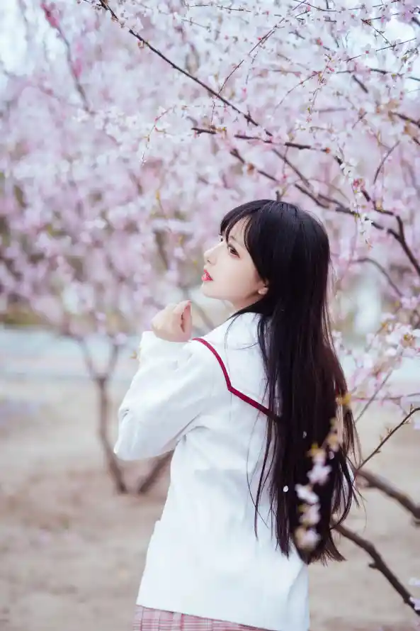 4kjk壁纸 - 侧脸 - 写真 - 少女「哲风壁纸」