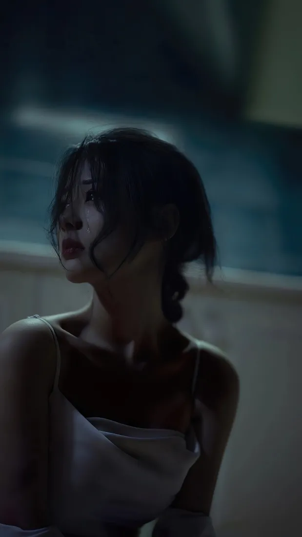 《女孩》手机壁纸-美女背景图片「哲风壁纸」
