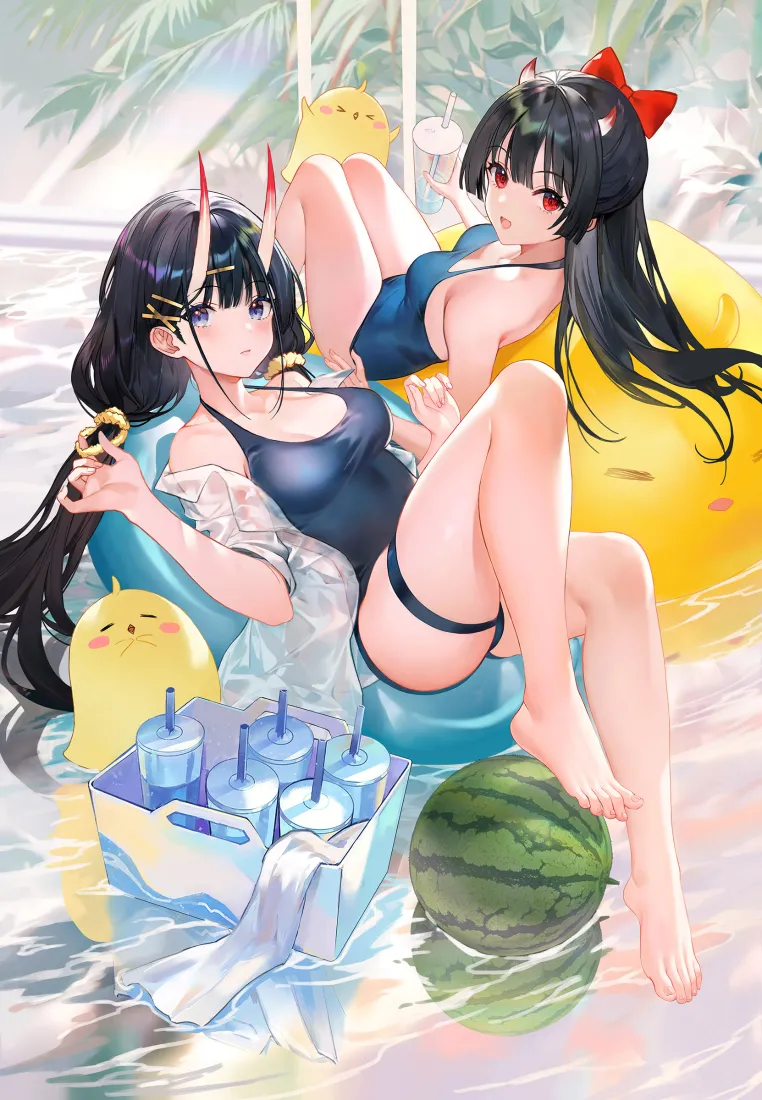 泳圈少女泳池嬉戏手机壁纸｜夏日清凉背景图片 - 双马尾美少女「哲风壁纸」