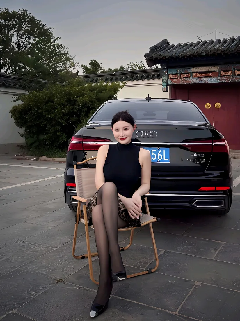 黑衣美女手机壁纸｜奥迪背景图片 - 中式庭院「哲风壁纸」