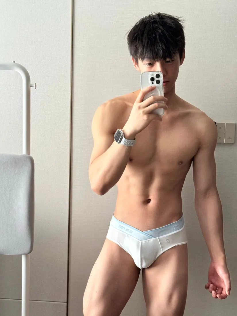 男性手机壁纸｜腹肌背景图片 - 自拍「哲风壁纸」