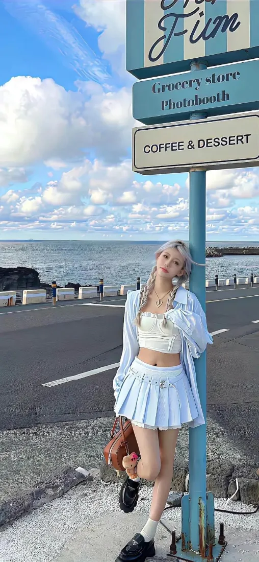 蓝裙女生海边公路手机壁纸｜清新背景 - 手机高清壁纸「哲风壁纸」