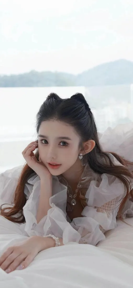 白衣美女手机壁纸｜山水背景图片 - 清新优雅「哲风壁纸」