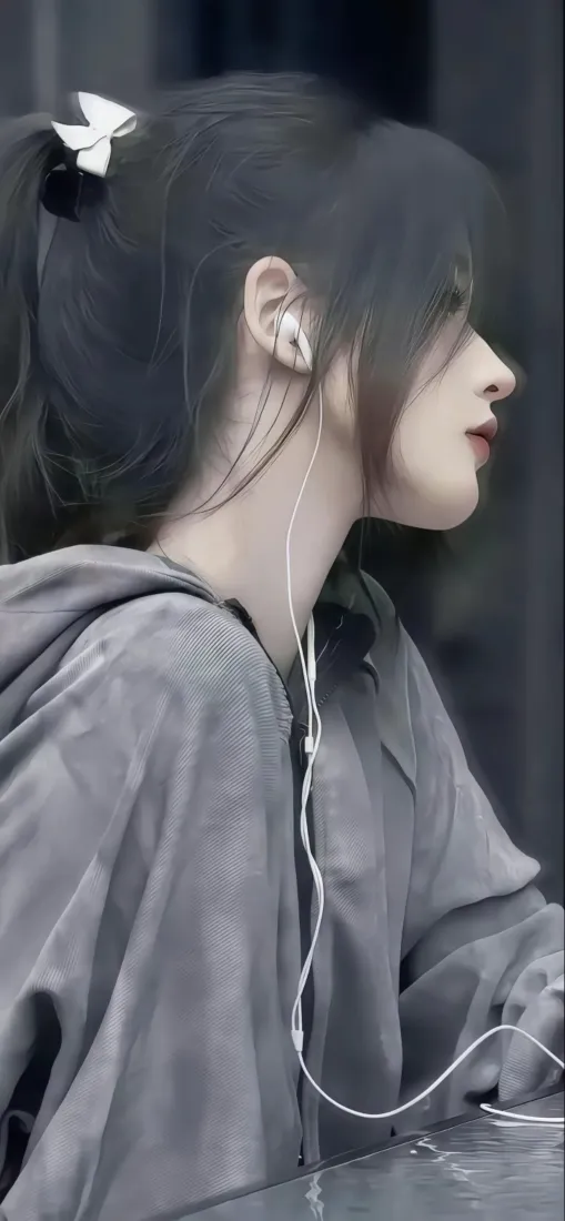 侧脸美女手机壁纸｜灰色连帽衫背景图片 - 简约风格「哲风壁纸」