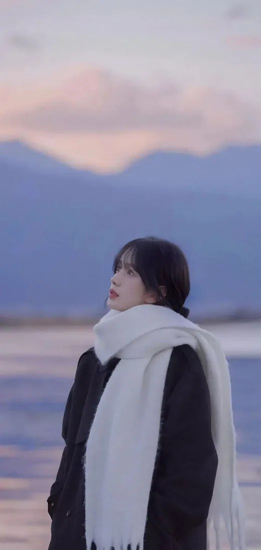 黑衣美女手机壁纸｜山水背景图片 - Ios「哲风壁纸」