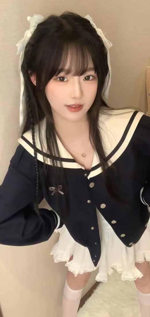 水手服美女手机壁纸｜室内 - Ios白裙「哲风壁纸」
