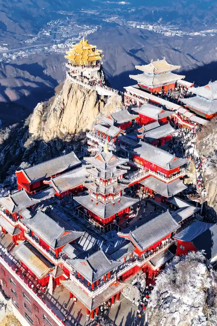 老君山手机壁纸｜洛阳背景图片 - 雪景古建筑「哲风壁纸」