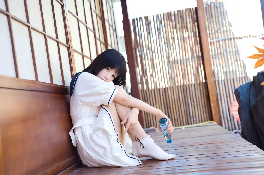 8kJK制服美女壁纸｜日式居家背景图片 - 安逸休闲「哲风壁纸」