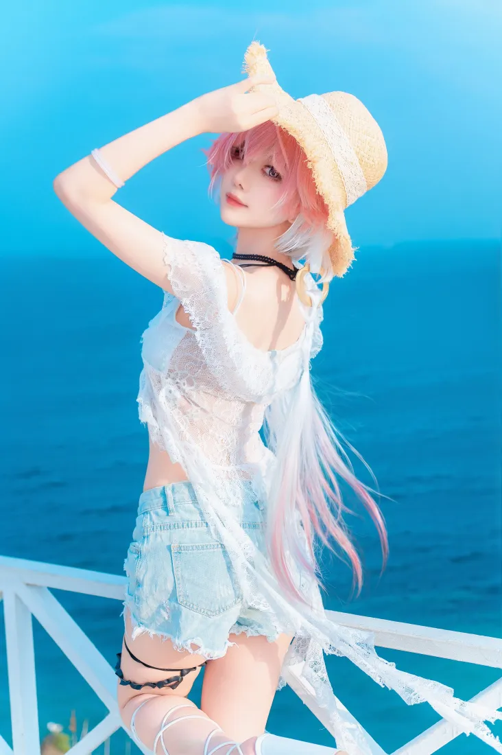 粉色头发美女手机壁纸｜海边背景图片 - 夏日度假风「哲风壁纸」
