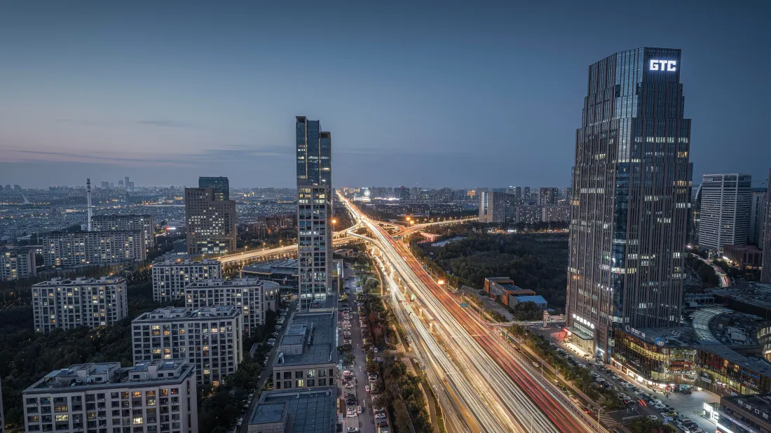 城市夜景手机壁纸｜都市背景图片 - 高楼车流灯光「哲风壁纸」
