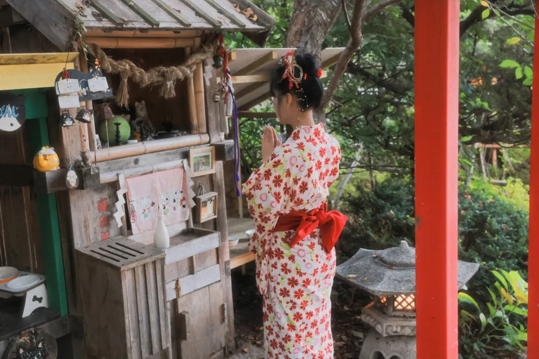和服女性手机壁纸｜日式建筑背景图片 - 写真「哲风壁纸」