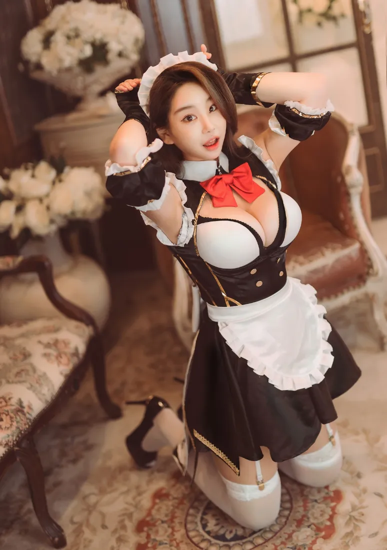 女仆装美女手机壁纸｜复古室内背景图片 - 性感「哲风壁纸」