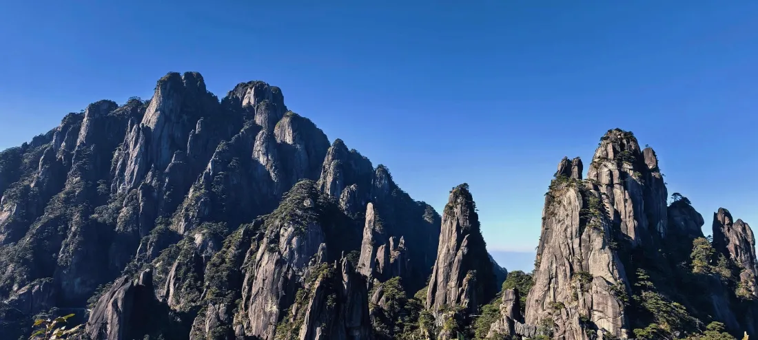 3k黄山壁纸｜自然风景背景图片 - 奇峰怪石「哲风壁纸」