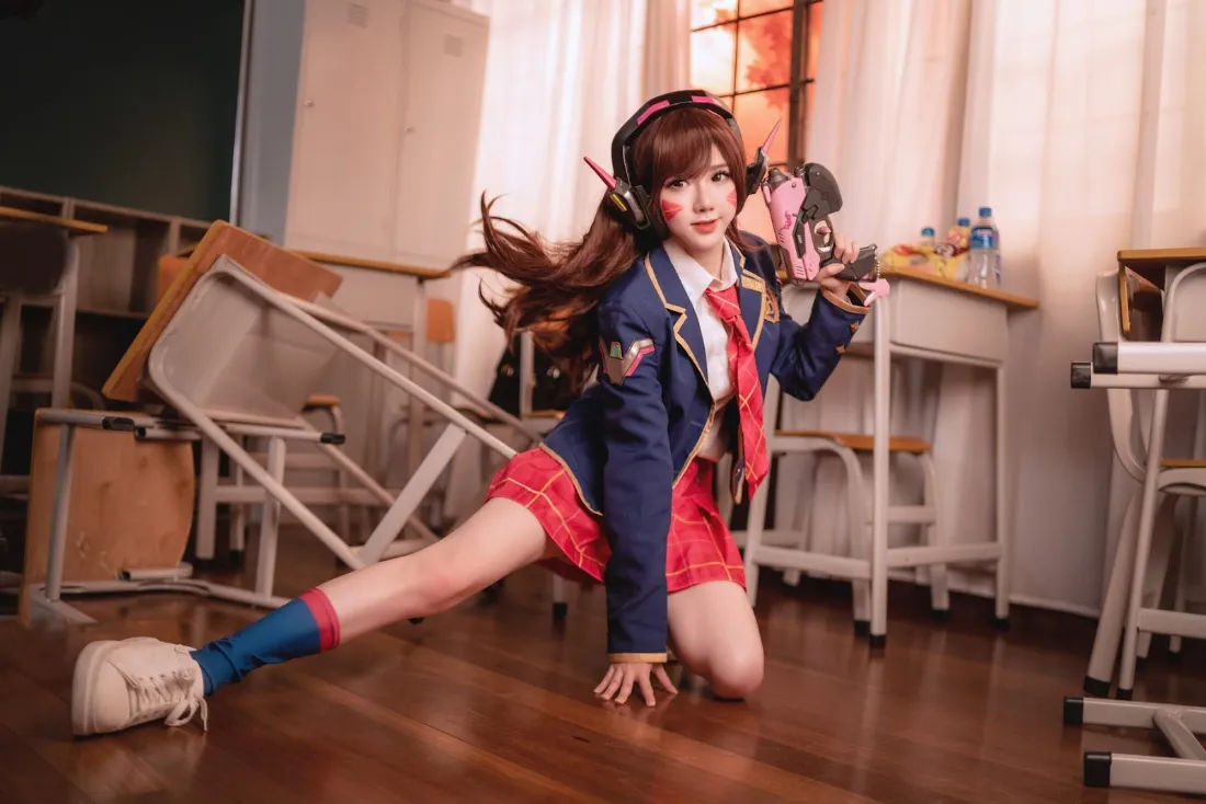 2kcosplay少女壁纸｜教室背景图片 - 角色扮演「哲风壁纸」