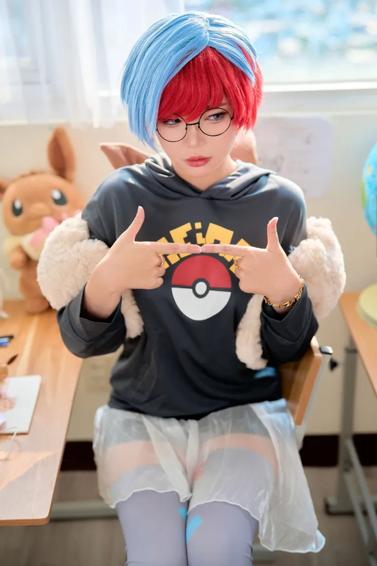 cosplay教室手机壁纸｜宝可梦伊布背景图 - 角色扮演「哲风壁纸」