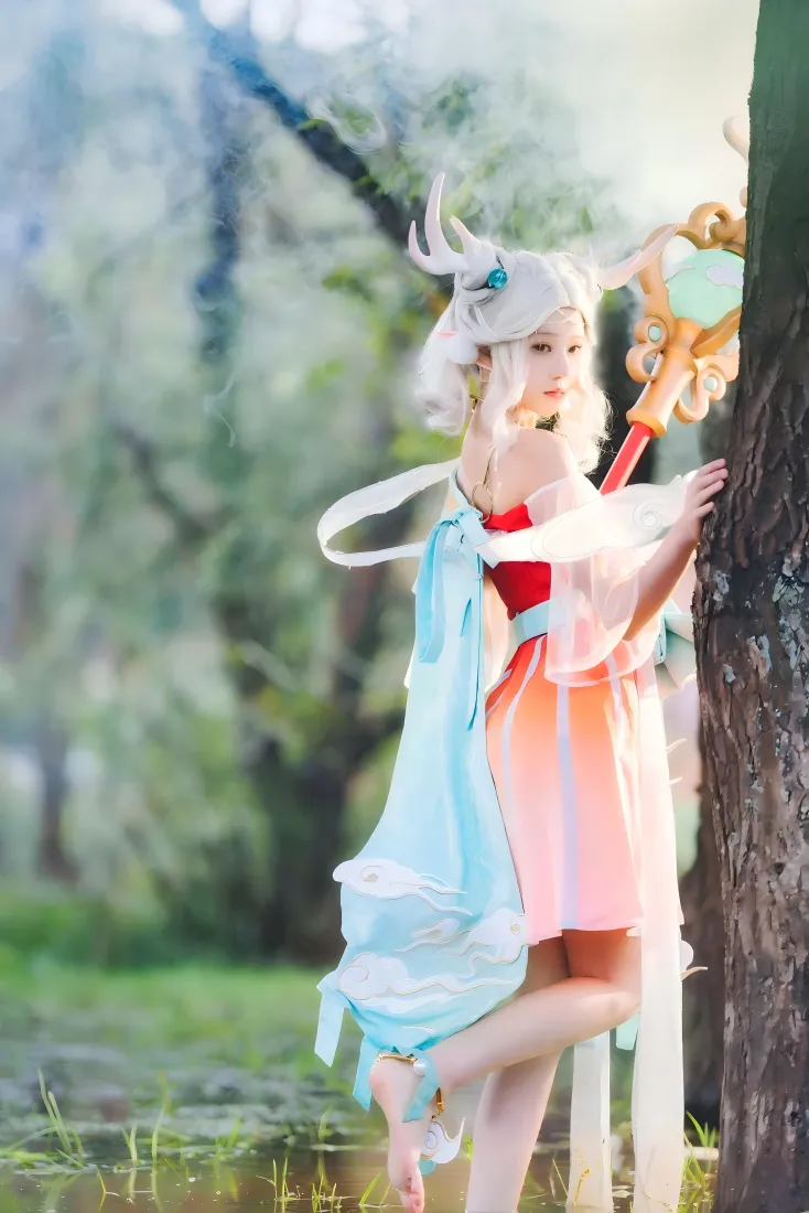王者荣耀cos手机壁纸｜森林背景图片 - 古风服饰美女「哲风壁纸」