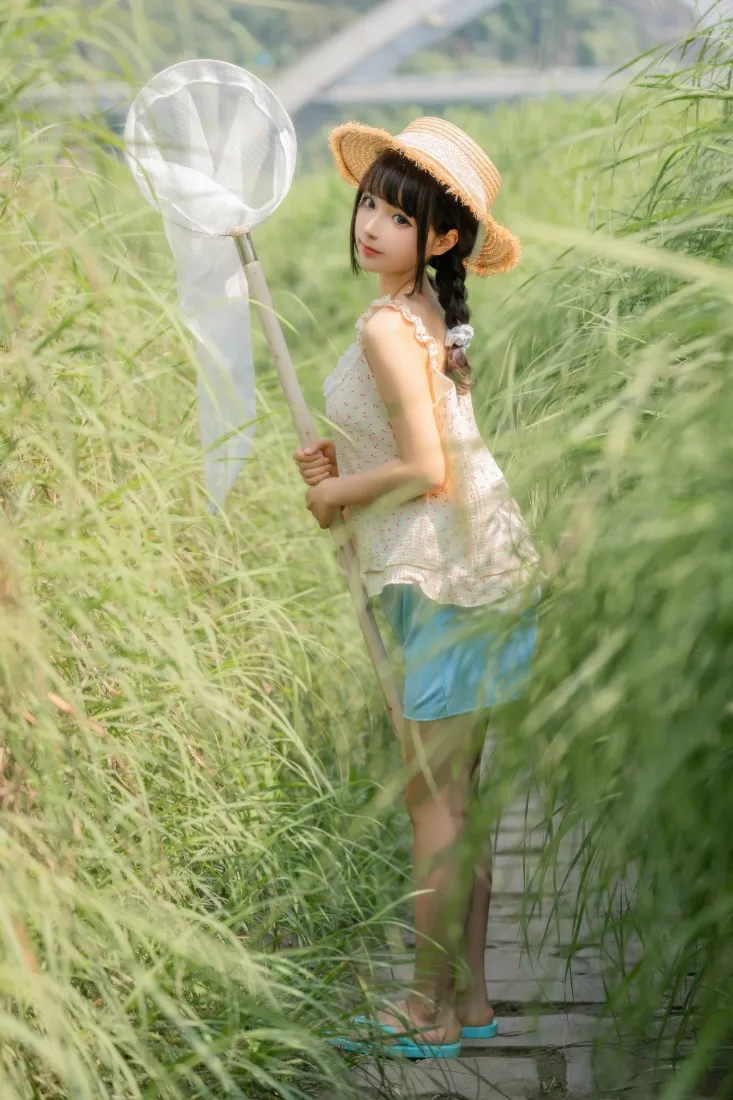乡村小妹手机壁纸｜田园背景图片 - 捕虫网夏日「哲风壁纸」