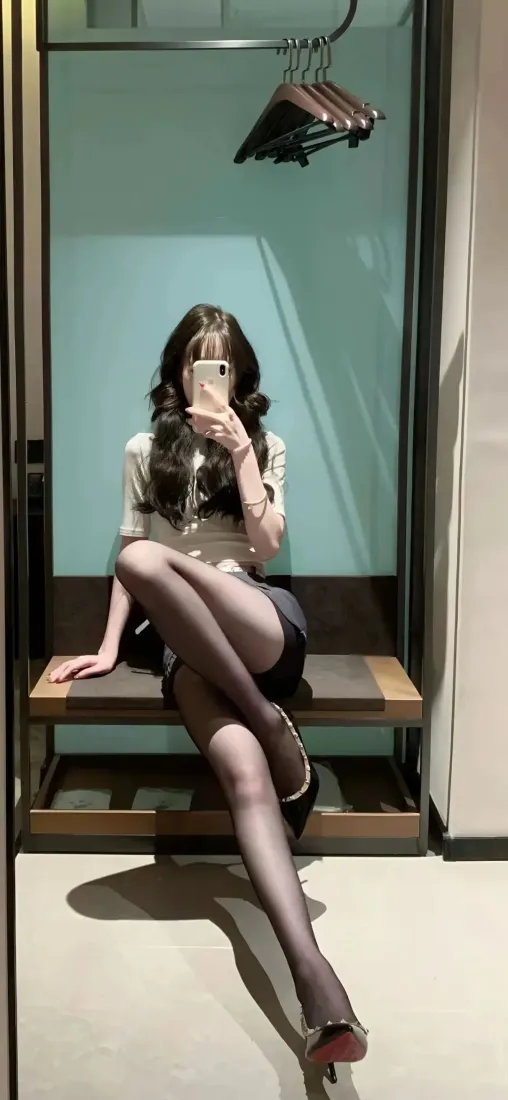 黑丝美女手机壁纸｜试衣间背景图片 - IOS适配「哲风壁纸」