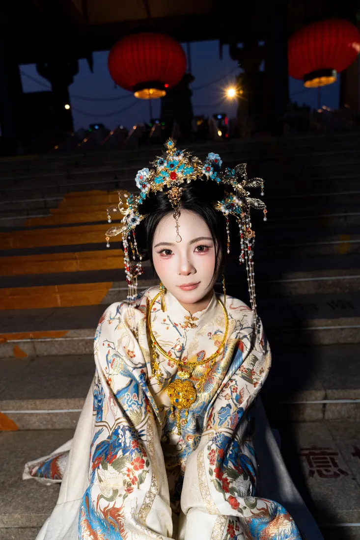 汉服美女手机壁纸｜古建夜景背景图片 - 国风写真「哲风壁纸」