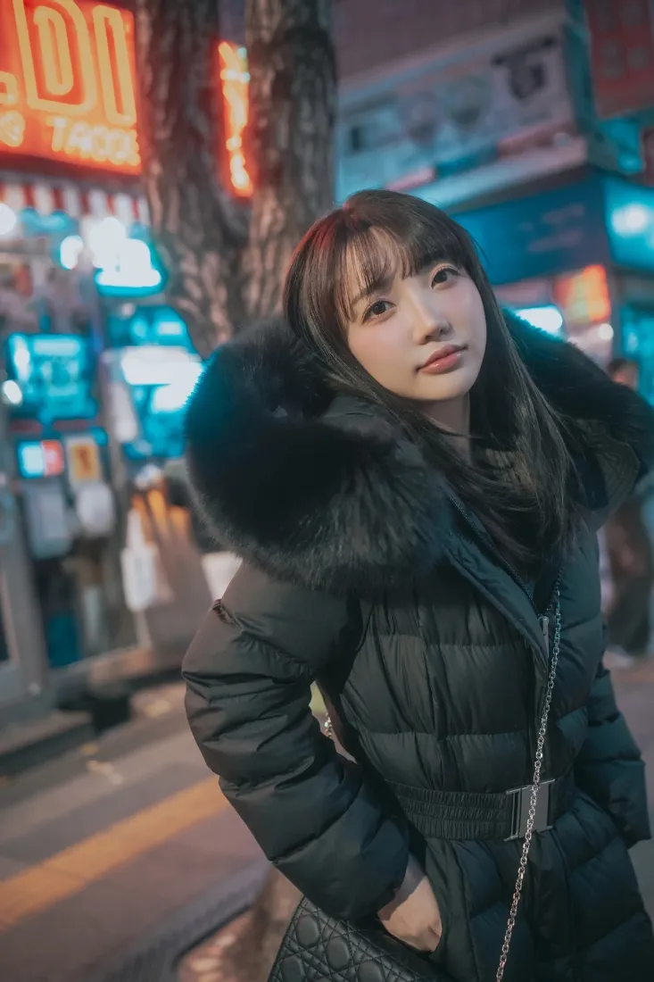 街拍美女手机壁纸｜韩国街道背景图片 - 冬日夜景「哲风壁纸」