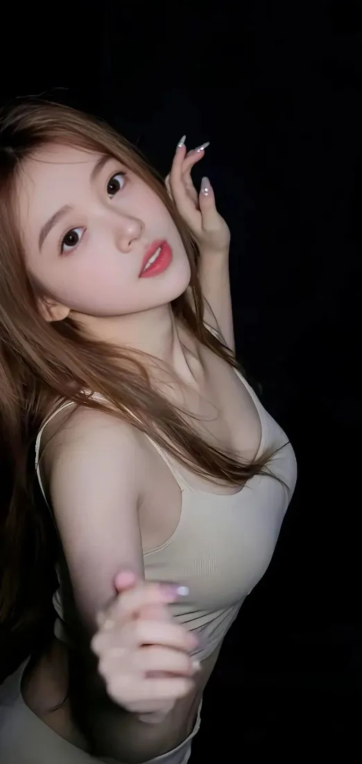 美女手机壁纸｜纯黑背景图片 - 性感迷人「哲风壁纸」