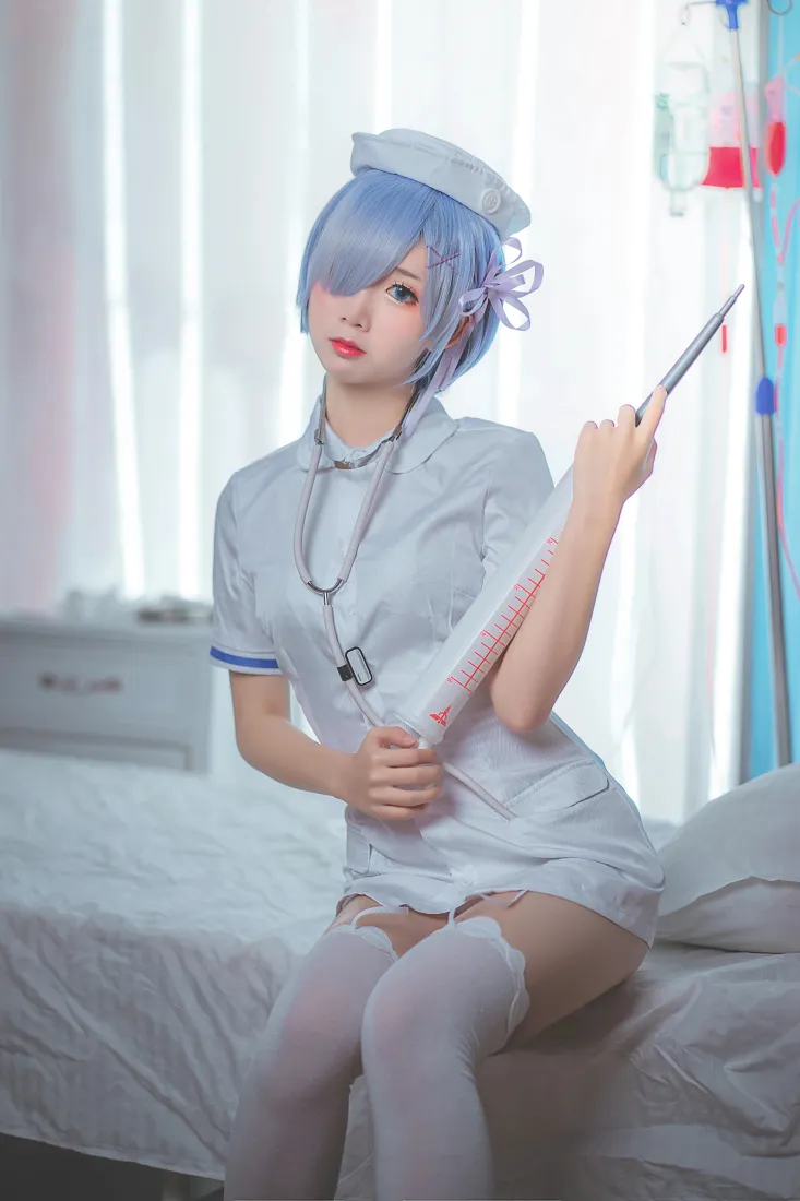蕾姆手机壁纸｜cosplay背景图片 - 护士制服「哲风壁纸」