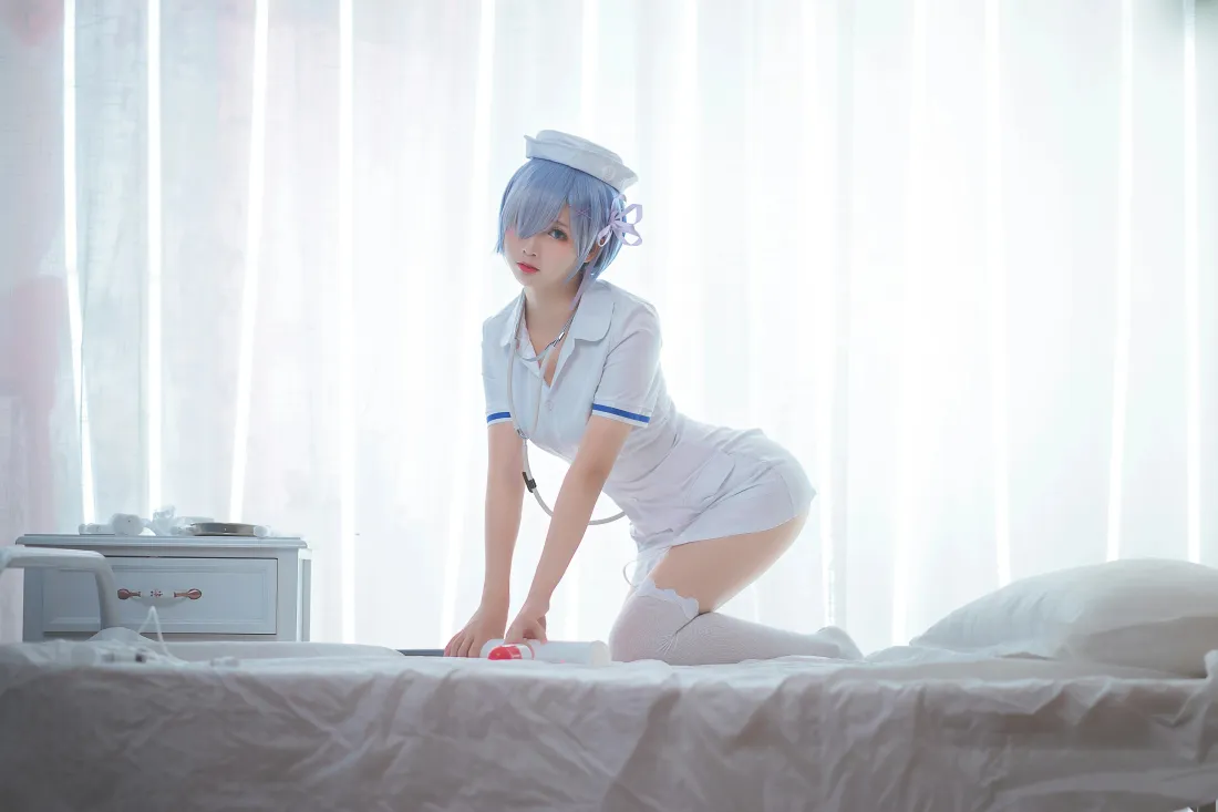 6k蕾姆壁纸｜护士制服背景图片 - 面饼仙儿「哲风壁纸」