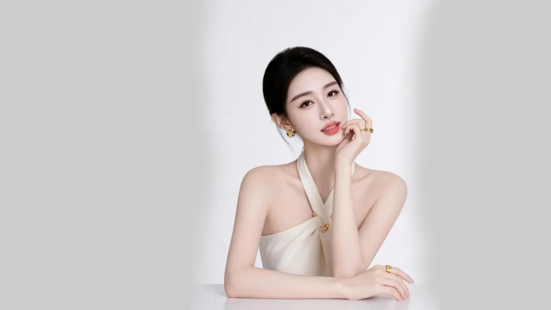 8k优雅气质美女壁纸｜浅灰白背景图片 - 高清电脑适配「哲风壁纸」