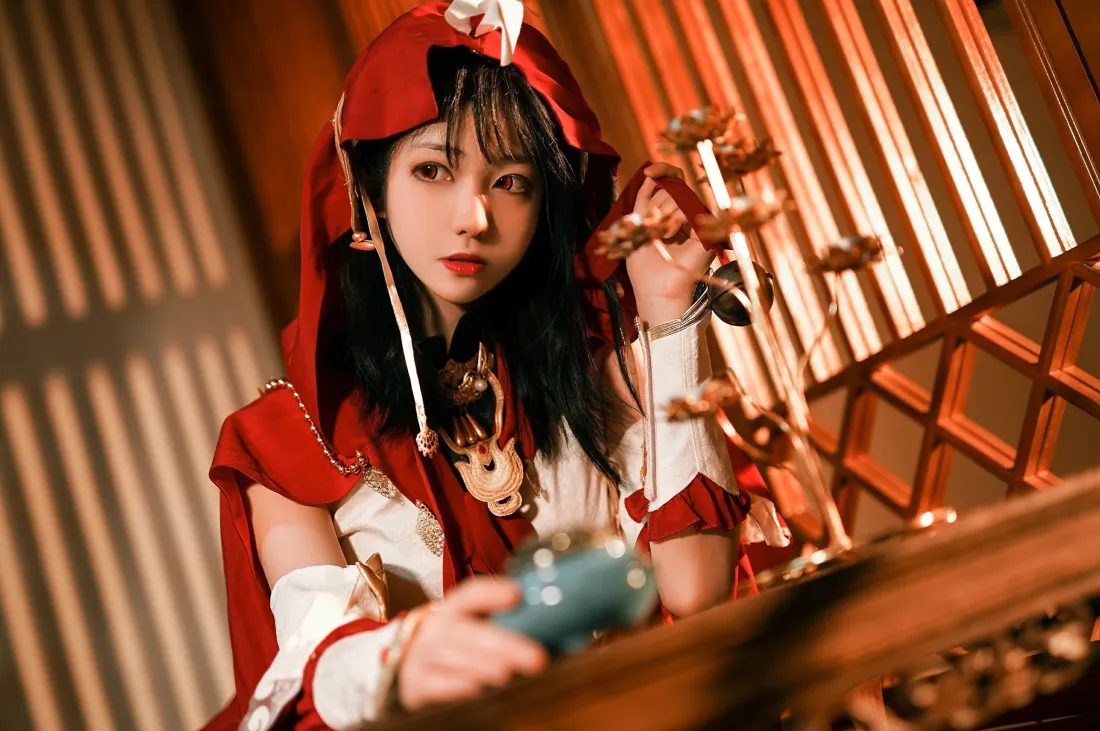 3k剑网3喵萝cos壁纸｜古风室内暖光背景图片 - 南桃Momoko「哲风壁纸」