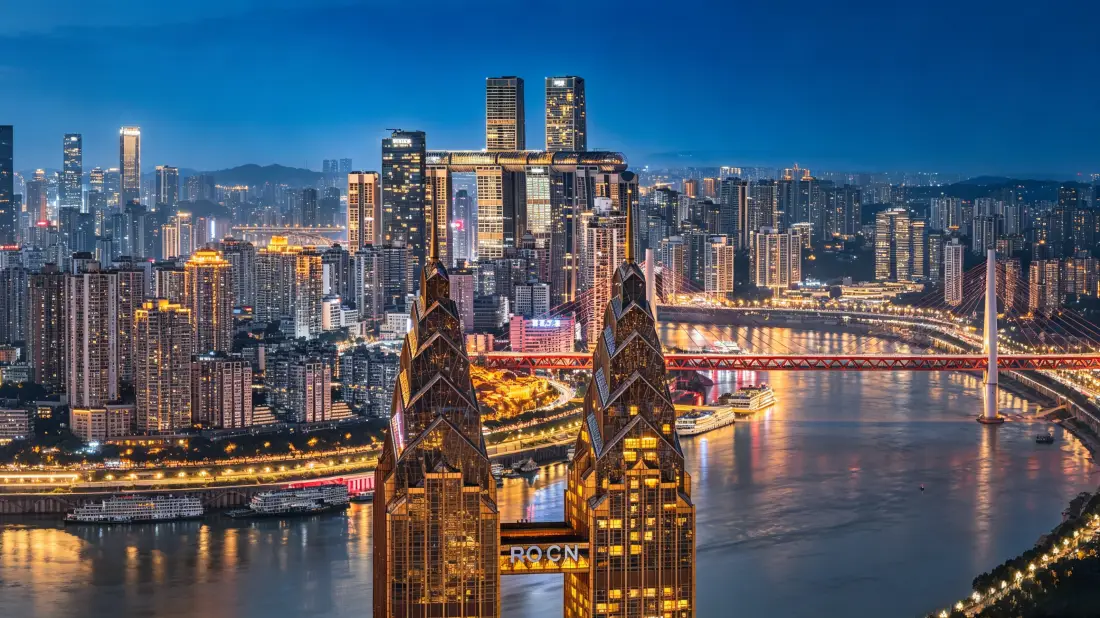 3k重庆来福士夜景壁纸｜两江灯火城市背景图片 - 高清都市风光「哲风壁纸」