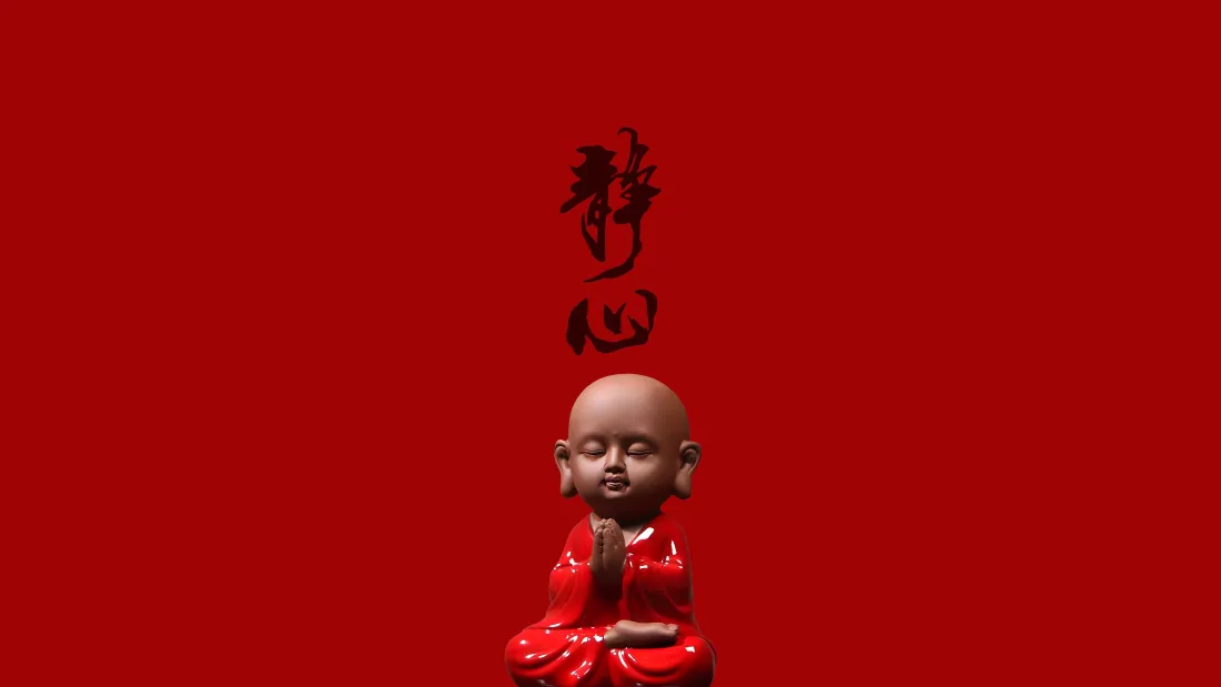 4k静心小和尚壁纸｜红色背景图片 - 禅意佛系摆件「哲风壁纸」