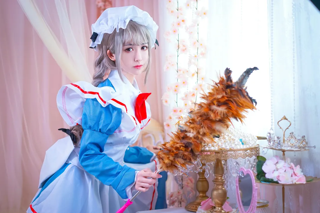 6k灰奈壁纸｜翠之海蓝白女仆背景图片 - 鳗鱼霏儿cos「哲风壁纸」