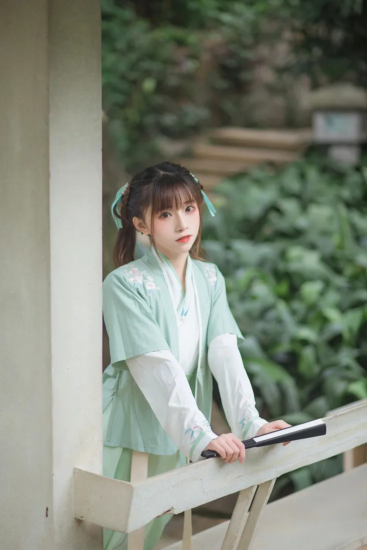 绮太郎Kitaro手机壁纸｜汉服写真背景图片 - 清纯古风少女「哲风壁纸」