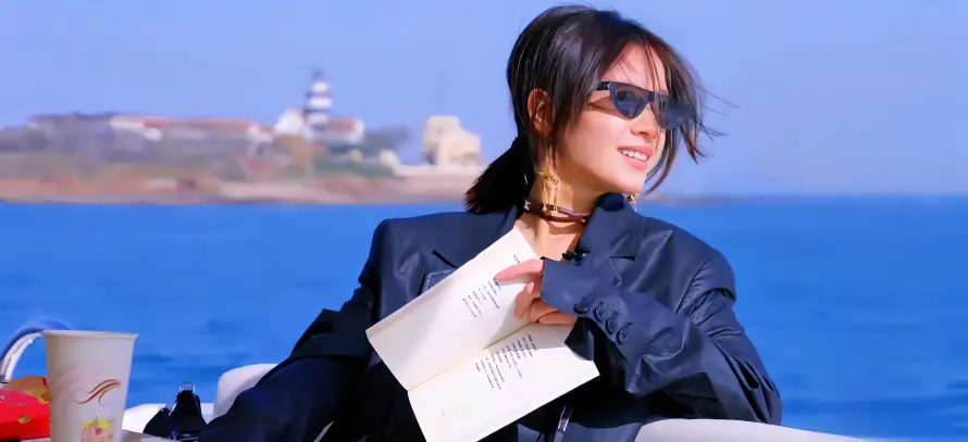 5k女演员壁纸-李庚希 - -免费下载「哲风壁纸」
