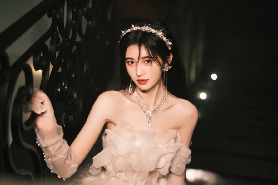 4k美女壁纸-女明星与鞠婧炜-热门的壁纸「哲风壁纸」
